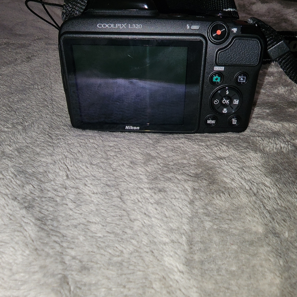 Nikon l320 camera - Picture 3 of 5